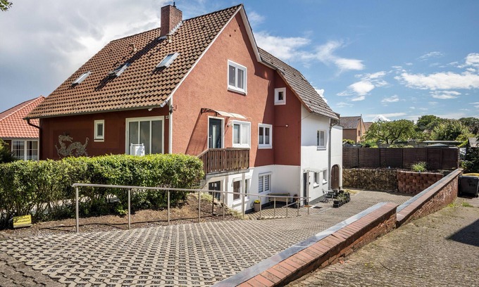 Bomlitz Apartment | Apartment 'Ferienwohnung Heide 1' with Private Terrace, Private Garden and Wi-Fi