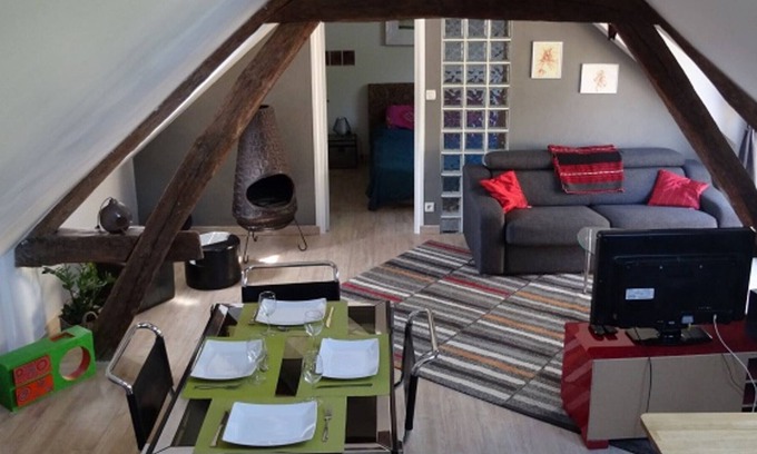 Amfreville-la-Mi-Voie Apartment | Apartment Amfreville-la-Mi-Voie, 1 bedroom, 4 persons