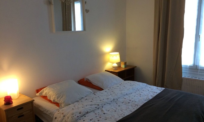 Chateauneuf-sur-Loire Apartment | Apartment-cottage of the church