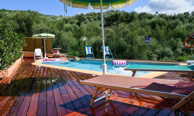 Cenesi Apartment | Apartment 'Gli Angeli Agriturismo - Papà Nino' with Shared Pool, Wi-Fi and Air Conditioning