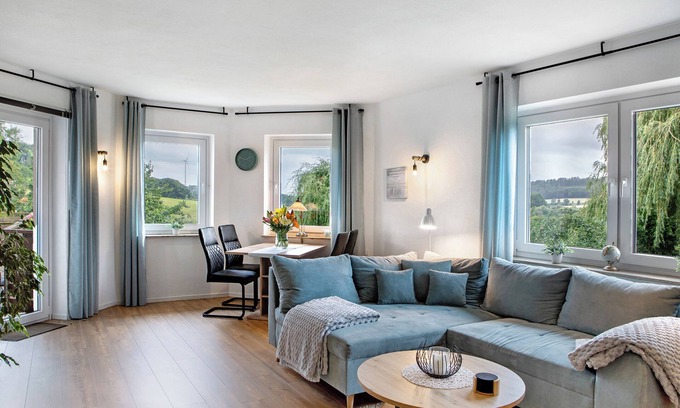 Habichtswald Apartment | Apartment 'Glücksmomente' with Balcony and Wi-Fi