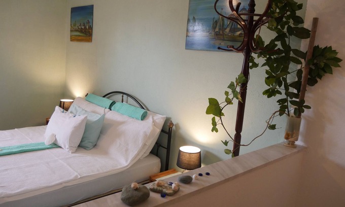 Kallithea Apartment | Apartment 'Helios Rhodos 2' with Private Terrace, Wi-Fi and Air Conditioning