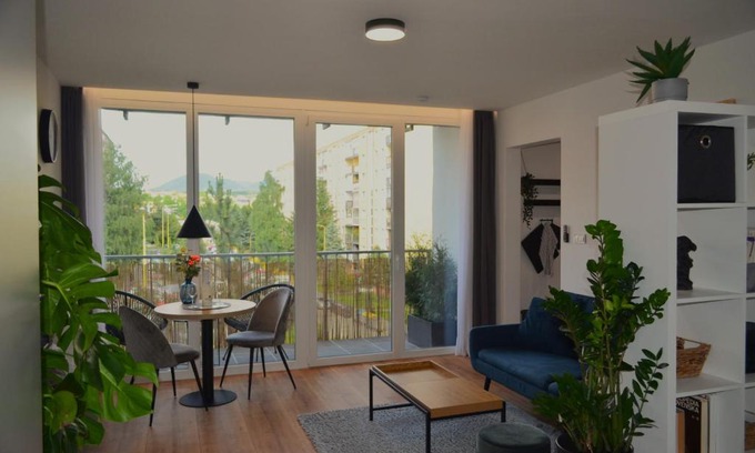 Presov Apartment | Apartment Hemsen