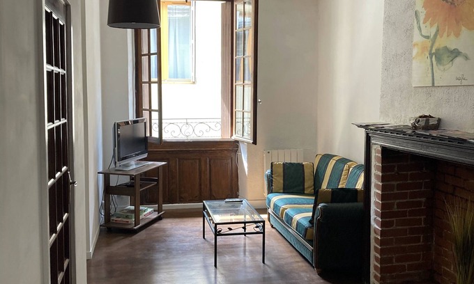 Marvejols Apartment | Apartment Historic Center 1