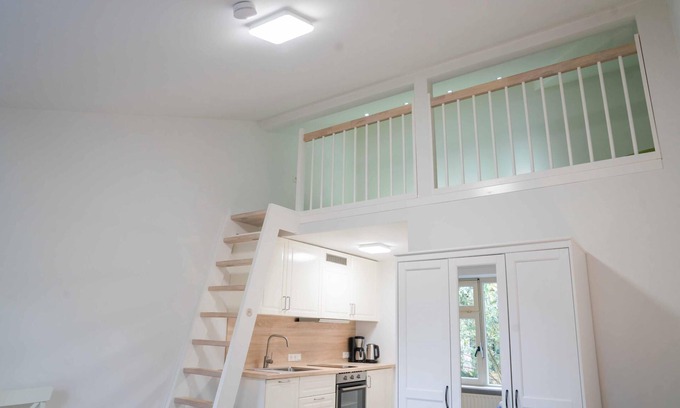 Esgrus Apartment | Apartment house Brunsholm Apartment 5 with attic with garden access