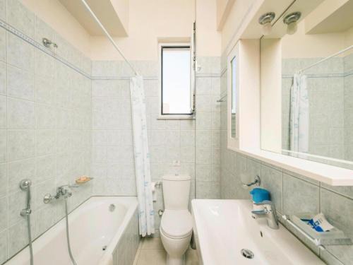 Stavros Apartment | Apartment in Chania with outdoor pool