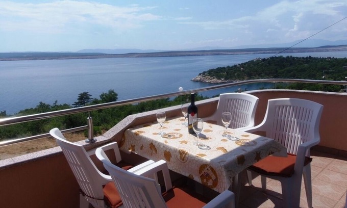 Dramalj Apartment | Apartment in Dramalj with Seaview, Balcony, Air condition, WIFI (4623-11)