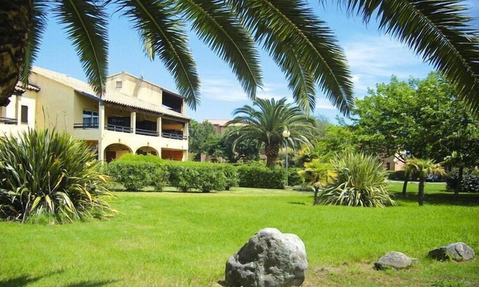Ghisonaccia Apartment | Apartment in Ghisonaccia near Sandy Beach
