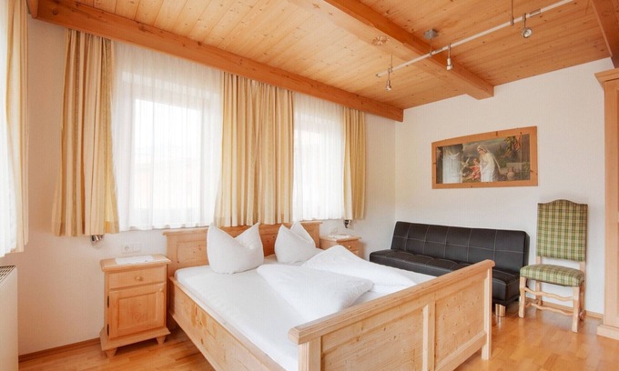 Hainzenberg Apartment | Apartment in Hainzenberg near Ski Slopes
