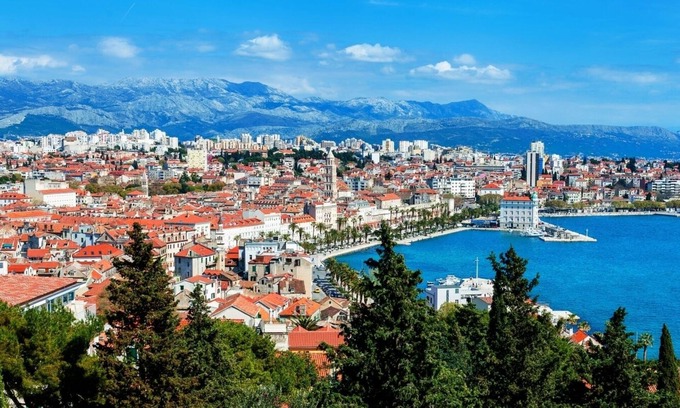Kastel Novi Apartment | Apartment in Kaštel Novi with Terrace, Air condition, WIFI, Washing machine (5104-1)
