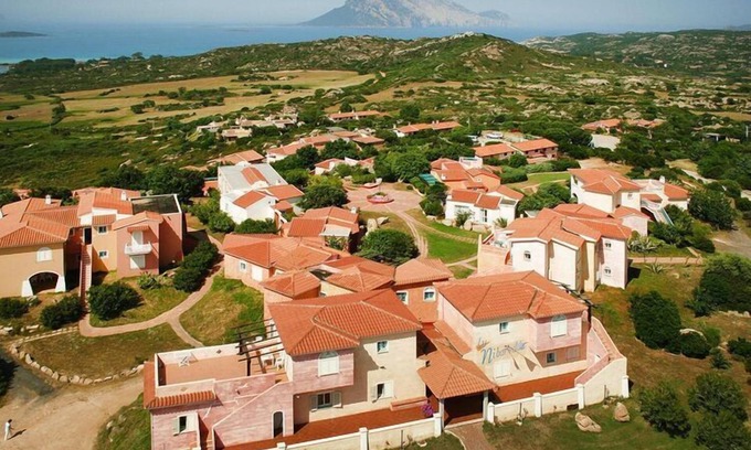 Monte Petrosu Apartment | Apartment in Lu Nibareddu Residence, Loiri