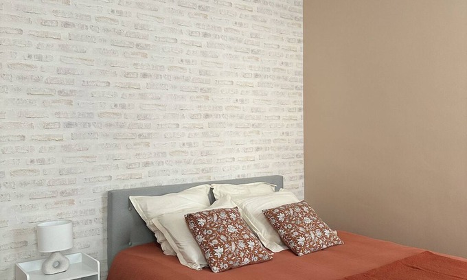 Nevers Apartment | Apartment In Nevers Centre Calm & Warm