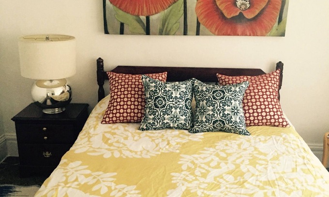 Marquette Apartment | Apartment in the heart of Marquette w/cable & wifi! Next to premier brewpub!