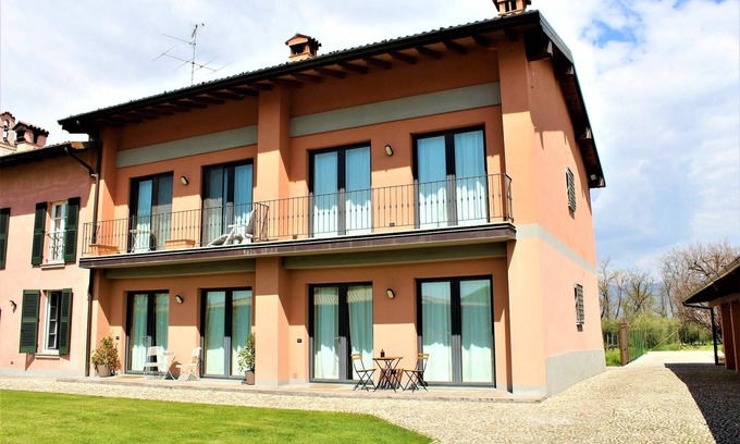 Torbiato di Adro Apartment | Apartment in Iseo with Pool