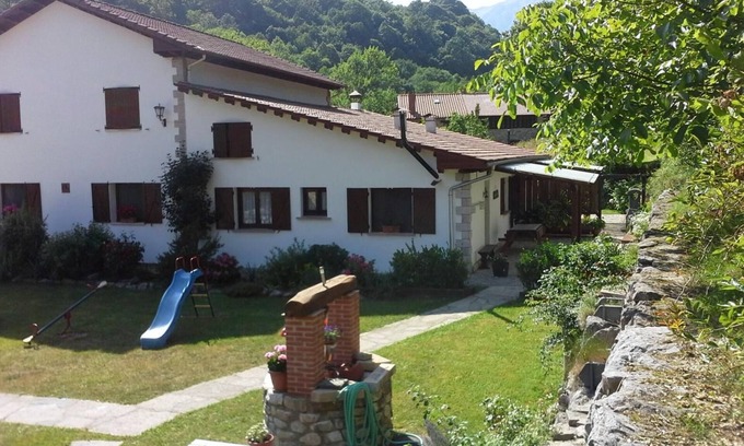 Alles Apartment | Apartment 'Jana' with Mountain View, Private Terrace and Wi-Fi