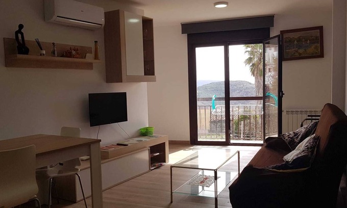 Villamiel Apartment | Apartment Las Huertas - Las Palmeras