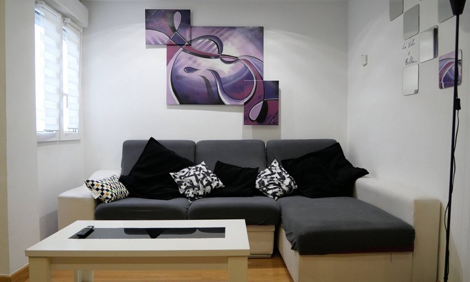 Burgos Apartment | Apartment 'Laucar' with Wi-Fi