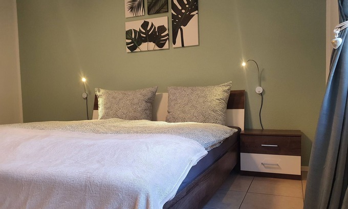 Altenbamberg Apartment | Apartment lavender green