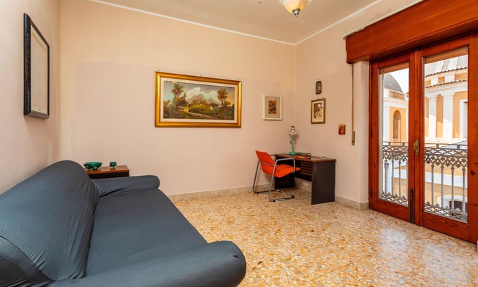 Bronte Apartment | Apartment 'Le Logge House - Bronte' with Mountain View, Private Terrace and Air Conditioning