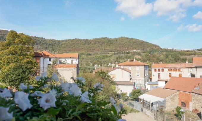 Saliceto Apartment | Apartment Liguria & Piemonte