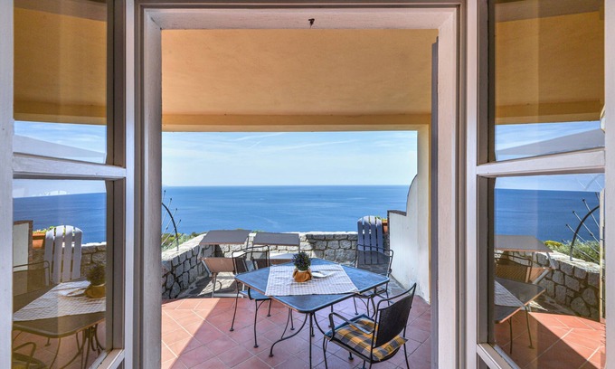 Zanca Apartment | Apartment "Mare e Natura" with Sea View, Private Terraces & Wi-Fi