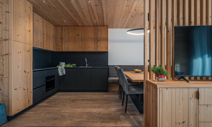 Spormaggiore Apartment | Apartment 'Mugo' with Mountain View, Wi-Fi and Air Conditioning