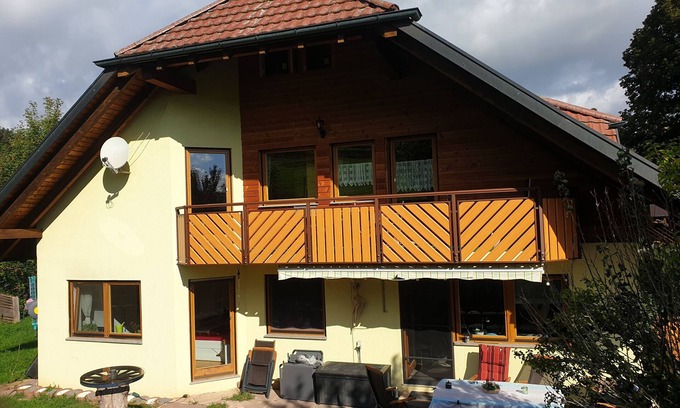 Glatten Apartment | Apartment 'Natur Pur Mit Weitblick' with Mountain View, Balcony and Wi-Fi