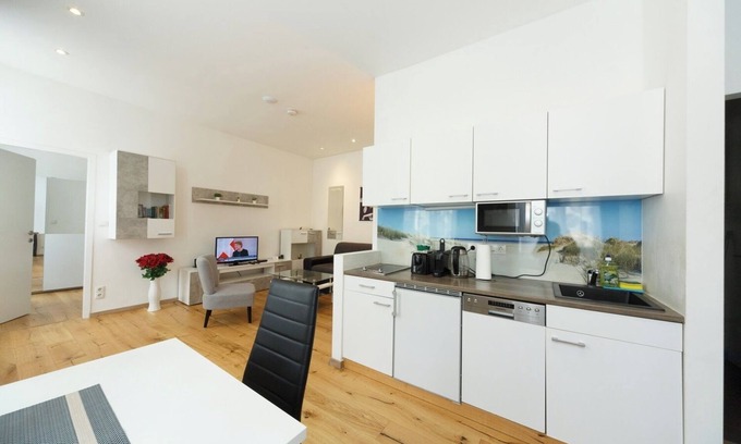 Funfhaus Apartment | Apartment No. 13 in Vienna near Schönbrunn/Westbahnhof | Keyless Check-In