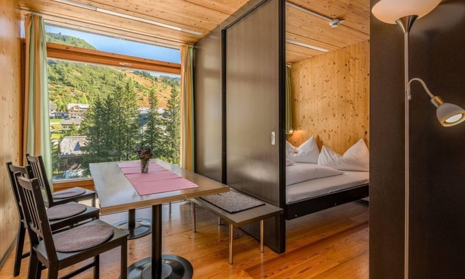 Irdning-Donnersbachtal Apartment | Apartment no. 5, 2 bedrooms, shower, WC - 1-2 nights - "Holzboxen" Planneralm