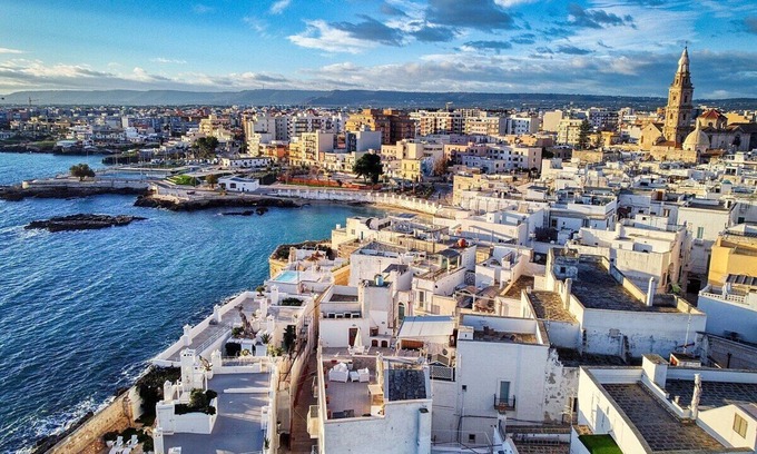 L'Assunta Apartment | Apartment 'Nonno Seppnofie' with Private Terrace, Wi-Fi and Air Conditioning