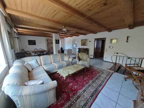 Grafenwohr Apartment | Apartment O2 - Gehobene 4-Zimmer Wohnung 145qm für 1-6 Personen 2x DZ 1x ZZ