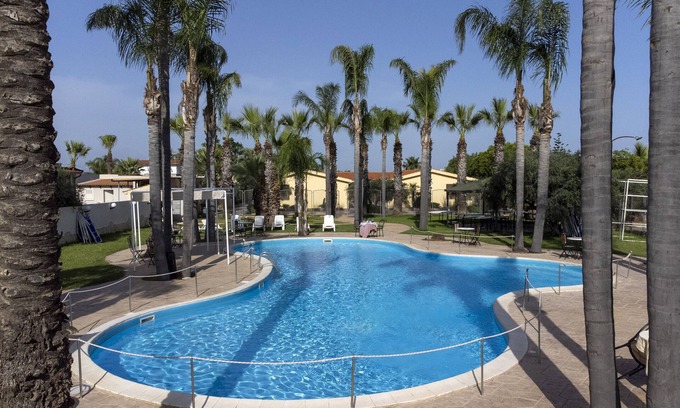 Mazara del Vallo Apartment | Apartment 'Oasi Lamia - 6' with Shared Pool, Wi-Fi and Air Conditioning