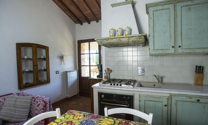 Monteriggioni Apartment | APARTMENT OF CHARME WITH POOL IN CHIANTI-SHIRE-FLORENCE 40 KM-SIENA 20 KM