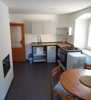 Trzic Apartment | Apartment old house Koren