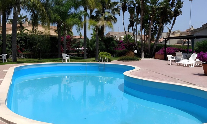 Recanati Apartment | Apartment 'Oleandri Beach Resort' with Sea View, Shared Pool and Air Conditioning