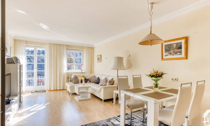Kochel am See Apartment | Apartment on Lake Walchensee, WiFi, with its own lake property + car parking space