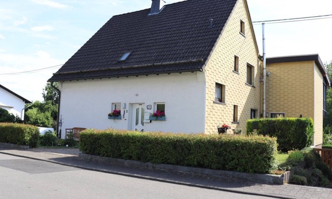 Stockum-Puschen Apartment | Apartment on Stöffel - 3 bedroom apartment, bathroom, toilet,