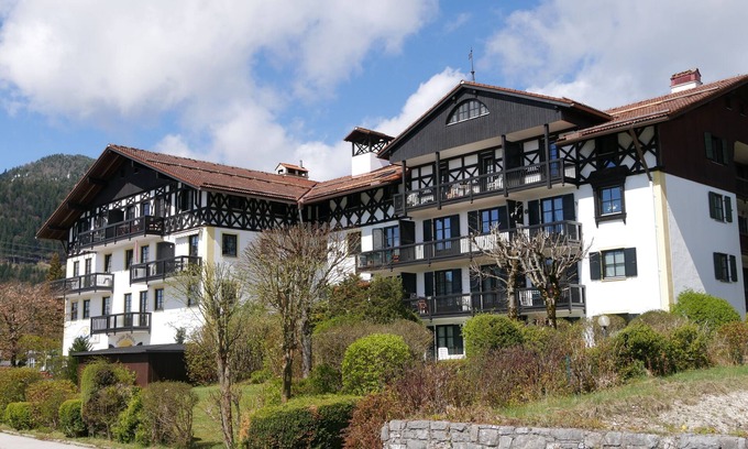 Kochel am See Apartment | Apartment on the lake [Kern]