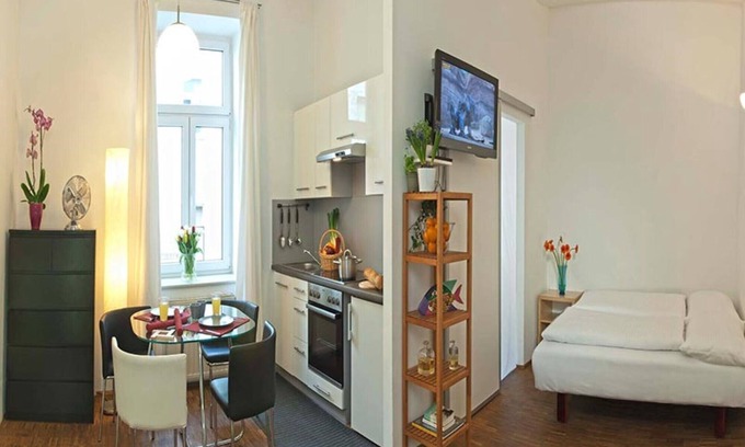 Wieden Apartment | Apartment on the Naschmarkt