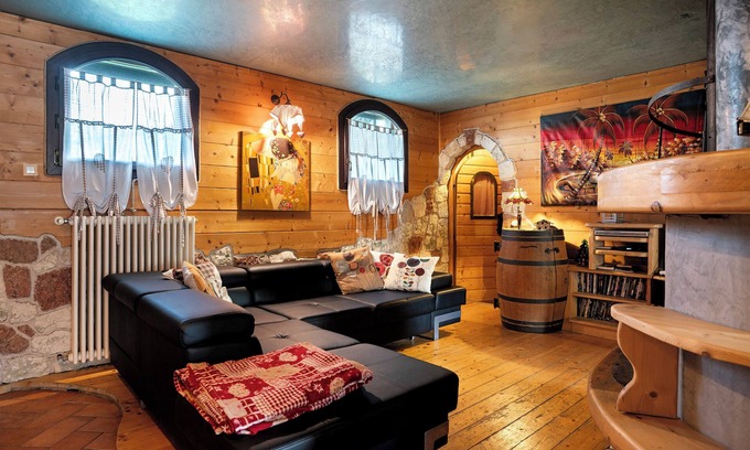Arsie Apartment | Apartment 'Original' with Mountain View, Private Garden and Wi-Fi