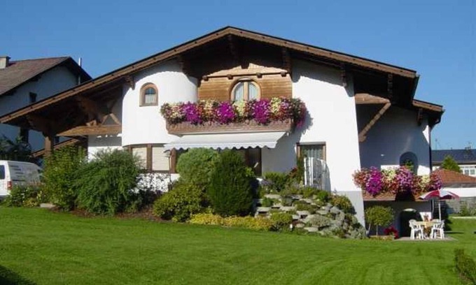 Imst Apartment | Apartment Pangratz - apartment with 1 bedroom, 1 living room/bedroom, terrace