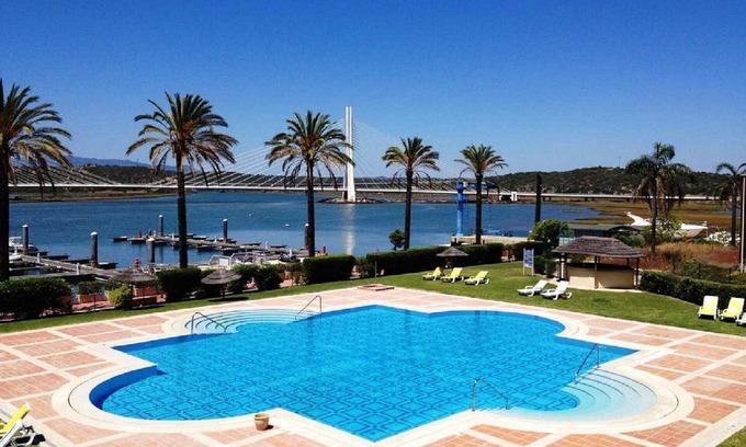 Mexilhoeira da Carregacao Apartment | apartment panoramic view of the pool, and the arade river Lagoa, Algarve