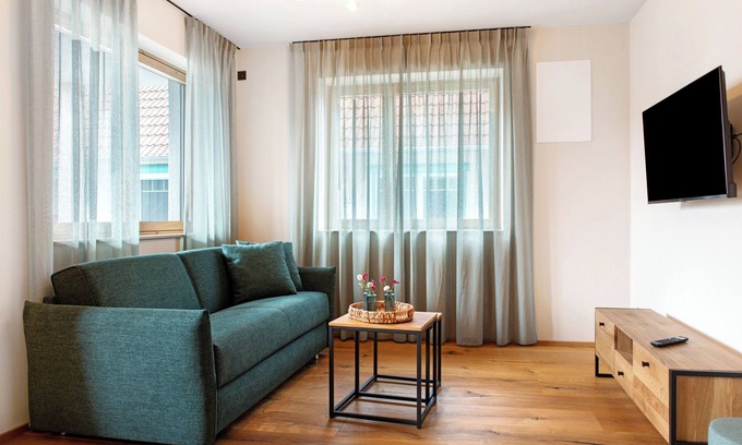 Herbertingen Apartment | Apartment 'Pfrunger Ried' with Balcony and Wi-Fi