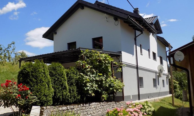Tolmin Apartment | Apartment Pri Ruscu