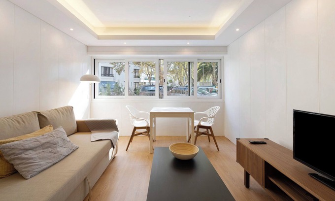 Estoril Apartment | Apartment "Quiet under the Trees" with Wi-Fi