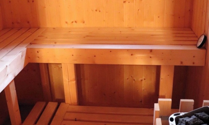 Leiberg Apartment | Apartment 'Saunakeller' with Shared Terrace, Wi-Fi and Air Conditioning