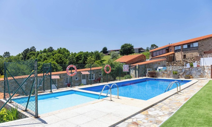 Marcelle Apartment | Apartment 'Silverio' with Shared Pool, Shared Terrace and Wi-Fi