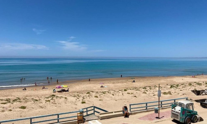 Scoglitti Apartment | Apartment "Sul Mare Scoglitti 1" with Sea View, Terrace & Wi-Fi