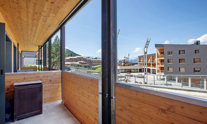 Gressan Apartment | Apartment 'Sweet Home - Pila Appartamenti' with Mountain View and Private Terrace