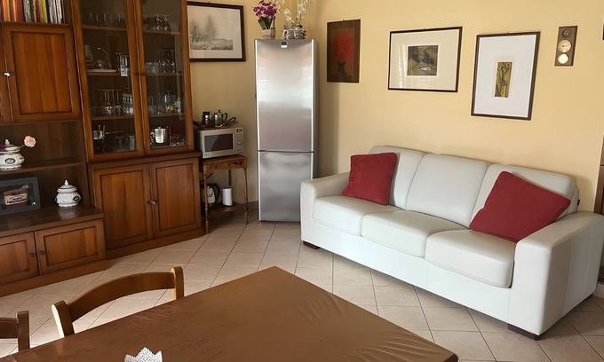 Montesilvano Apartment | Apartment 'Teresa Al Mare' with Balcony, Wi-Fi and Air Conditioning